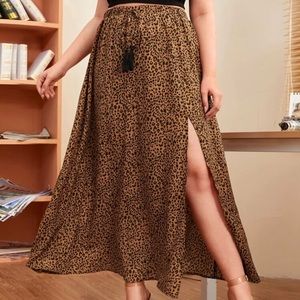 Leopard Slit Skirt